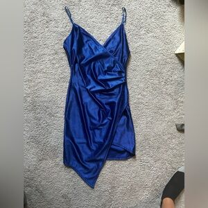Never worn blue sparkly body-con dress